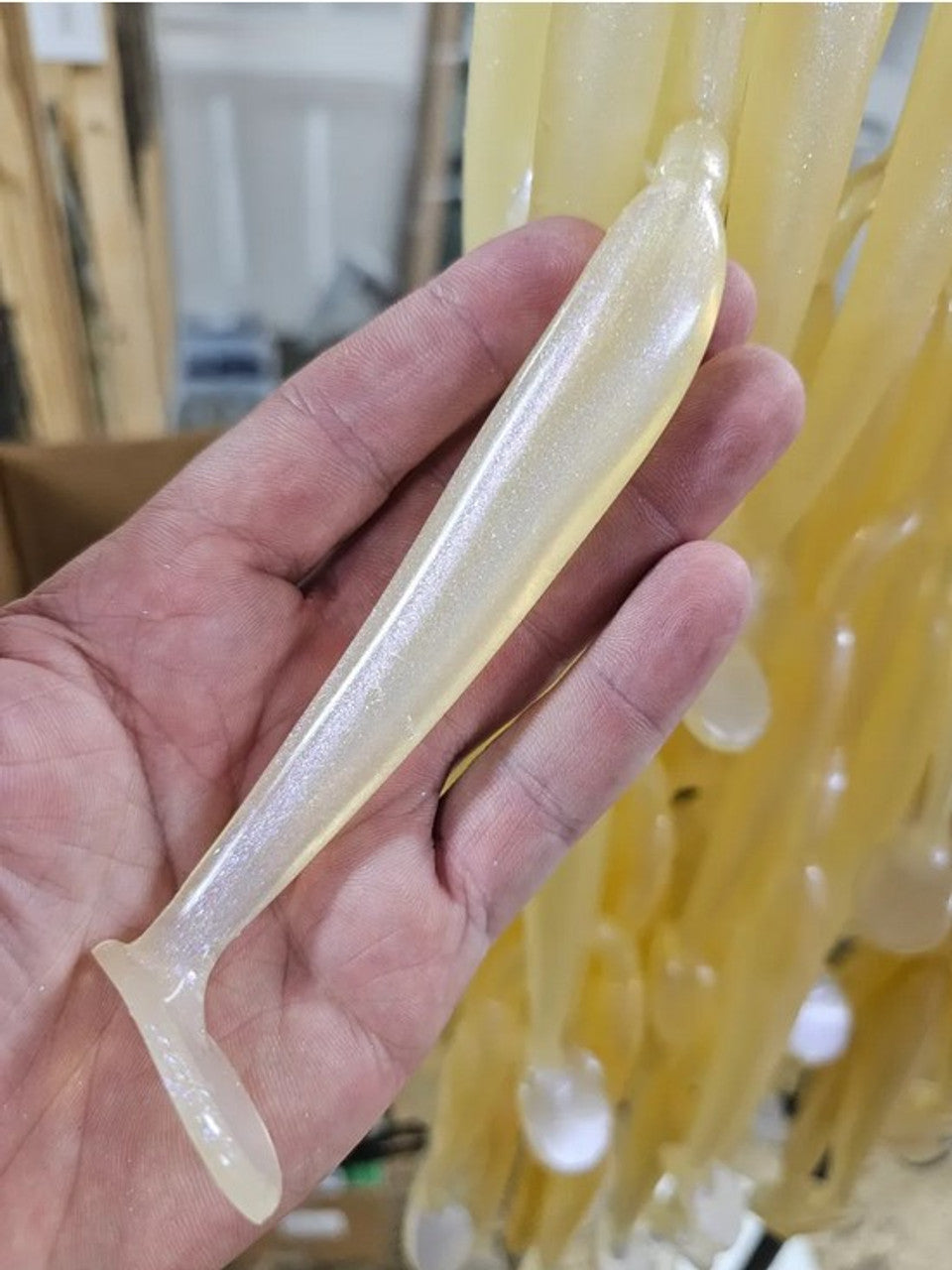 GRAVITY TACKLE PADDLETAIL 7 3/4"