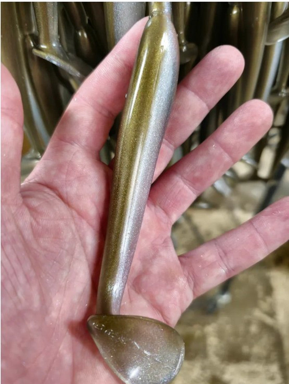 GRAVITY TACKLE PADDLETAIL 7 3/4"