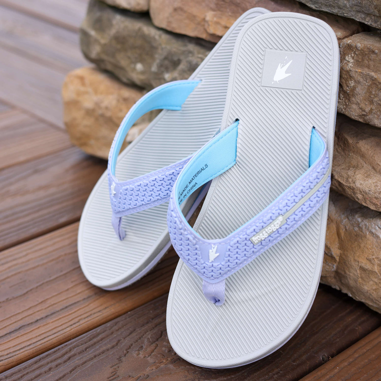 FROGG TOGGS WOMENS FLIPPED OUT FLIP FLOPS