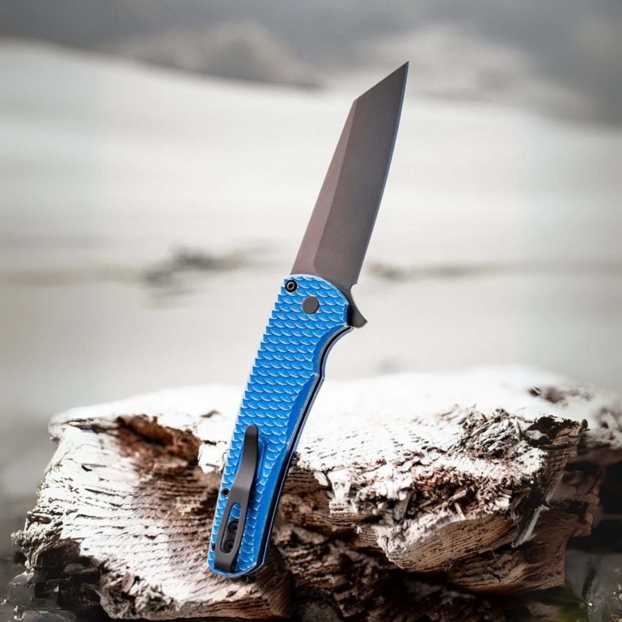 PRO-TECH MALIBU FLIPPER, Blue Battleworn 7075 dragon scale AI handles