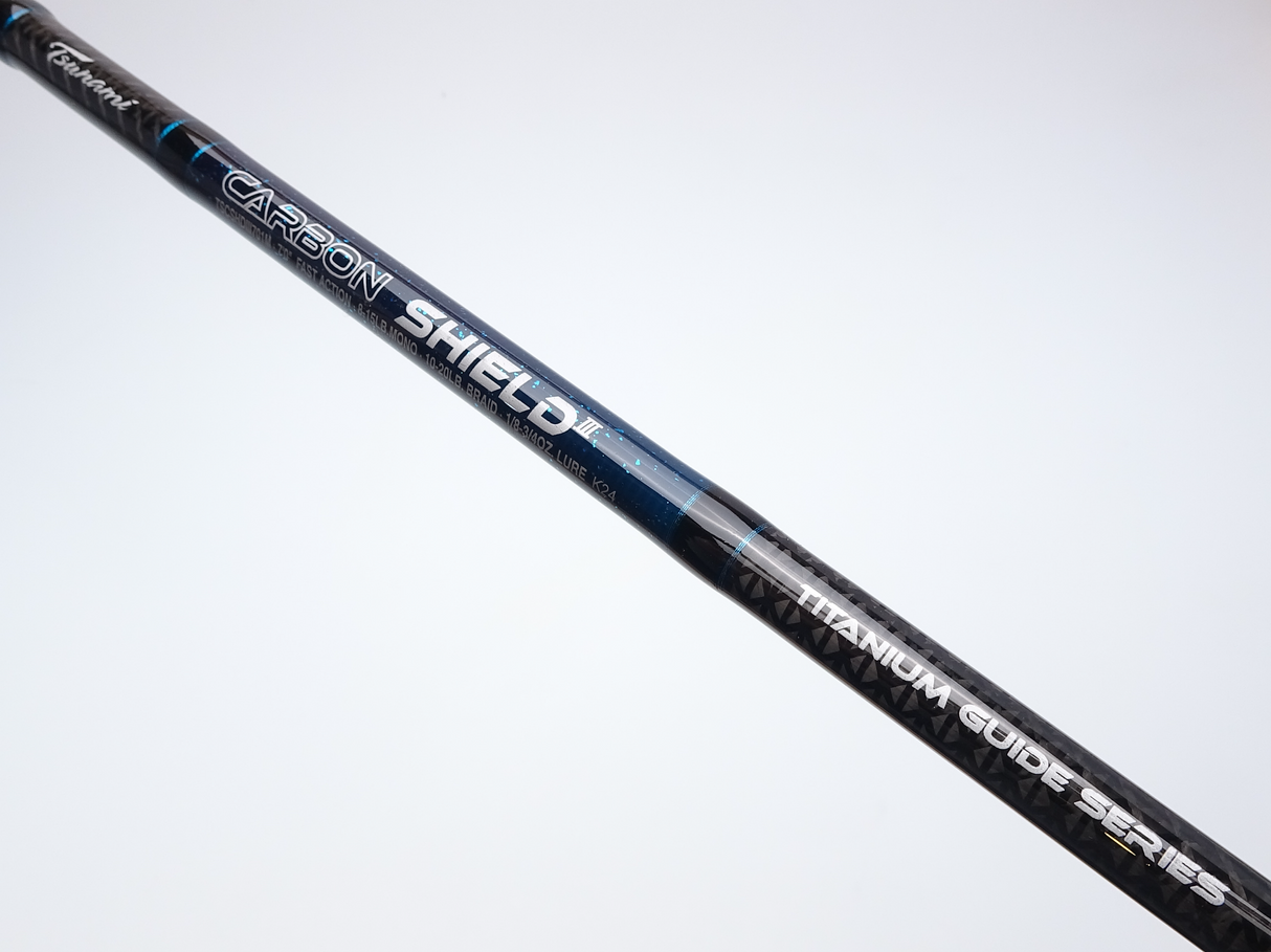 TSUNAMI CARBON SHIELD III SPINNING ROD