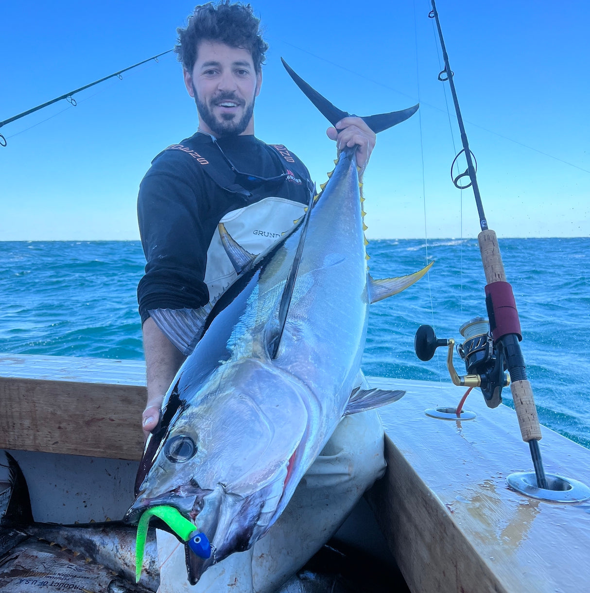 WOLFPACK TACKLE AHI CASTING LURE 3 OZ