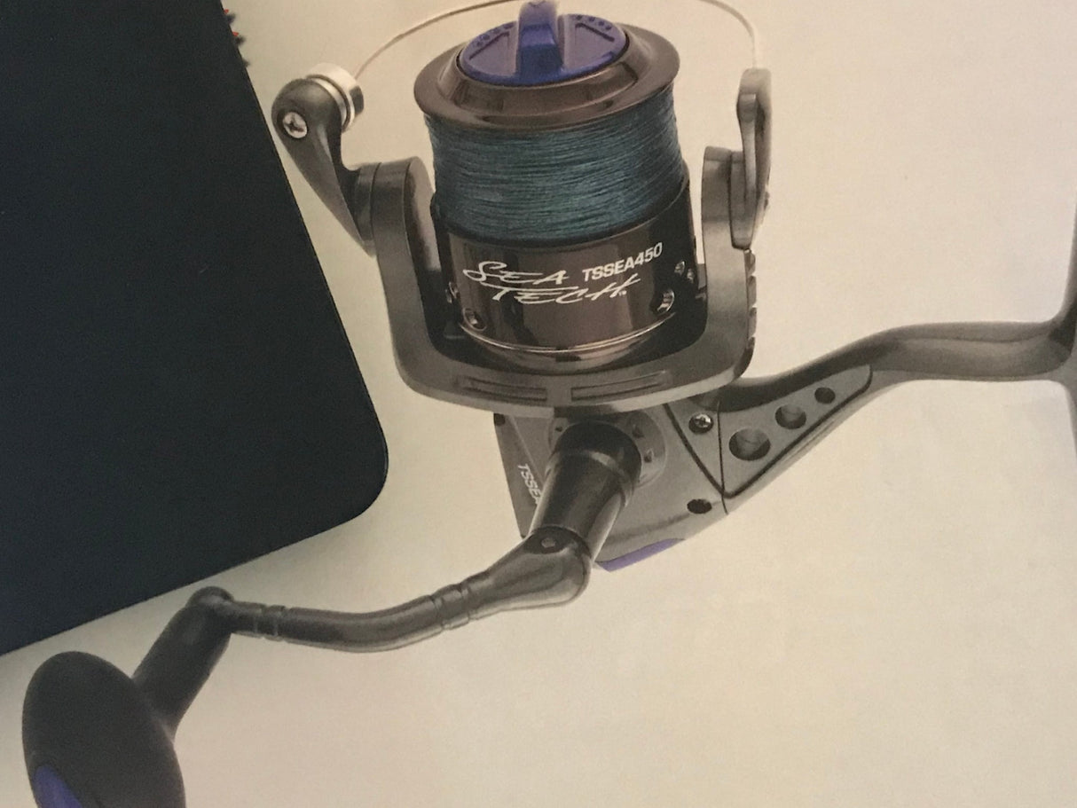 TSUNAMI SEA TECH SPINNING REEL
