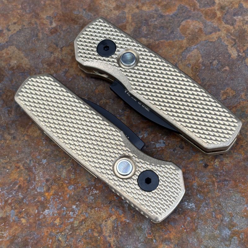 PRO-TECH RUNT 5 ALBRONZE Textured Handle w/DLC Magnacut Wharncliffe Blade.