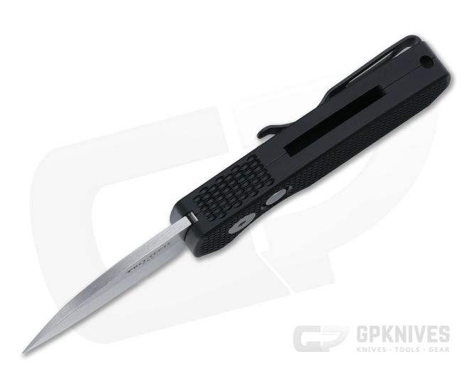 PRO-TECH RUNT 5 Textured Black Handle, Stonewash Magnacut Wharncliffe Blade.
