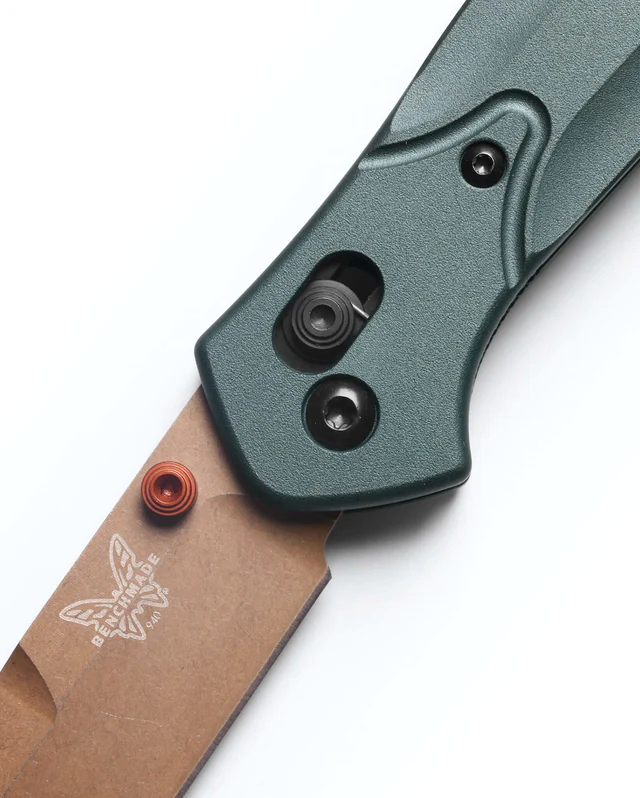 BENCHMADE OSBOURNE