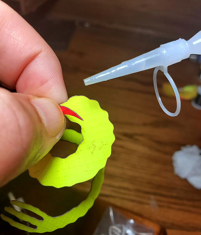 HARELINE MEDIUM GAME FORKED BLING TAILS