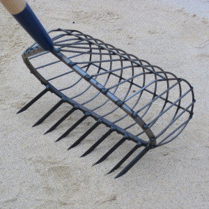 R.A. RIBB COMPANY STAINLESS 9 TOOTH RECREATIONAL BASKET RAKE NO 13
