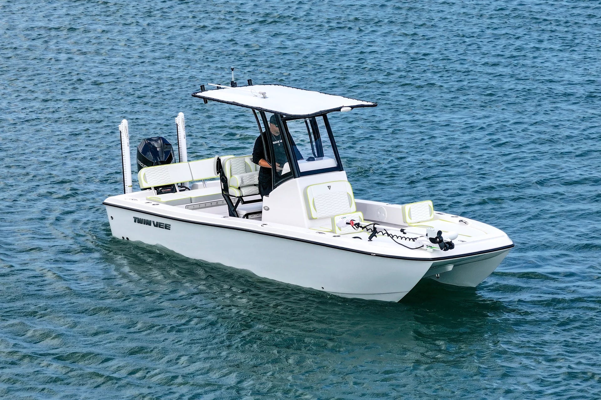 2025 Twin Vee 280 GFX2 CC