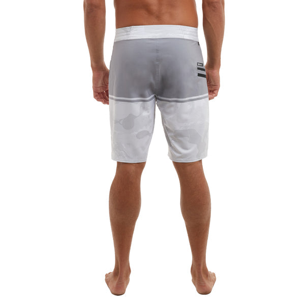 PELAGIC STRIKE BOARDSHORTS 19"