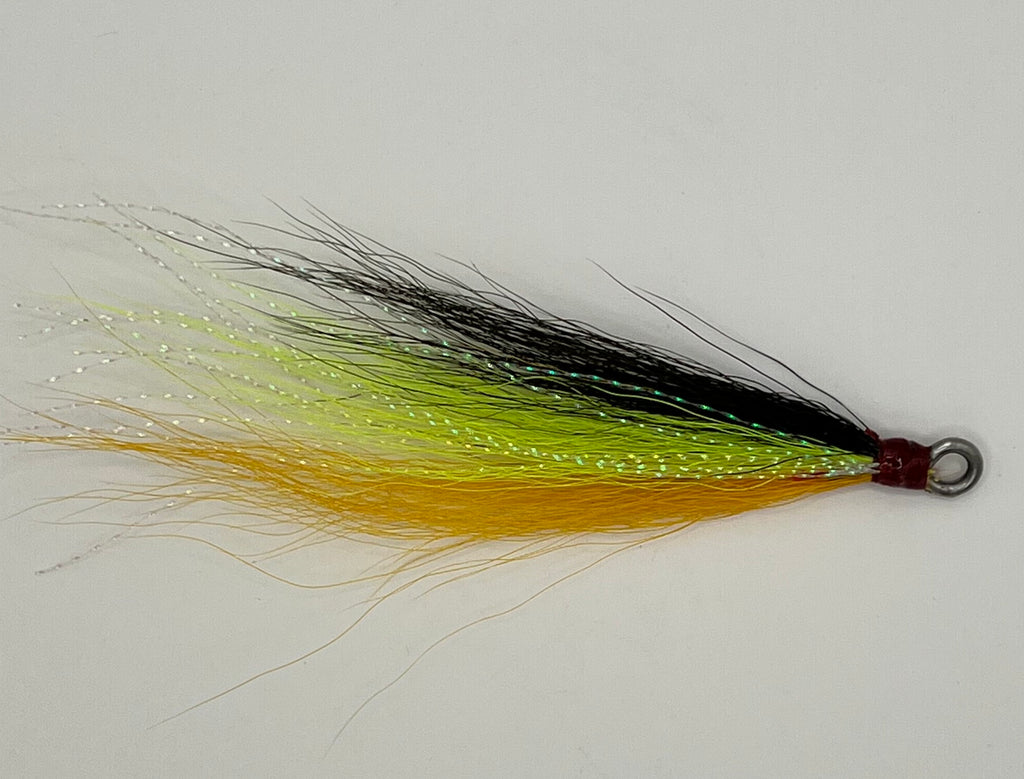 black flag fishing lures STRIPER GEAR BUCK TAILS FLAG SMALL #1/0