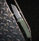 PRO-TECH MALIBU - Textured Green Handle