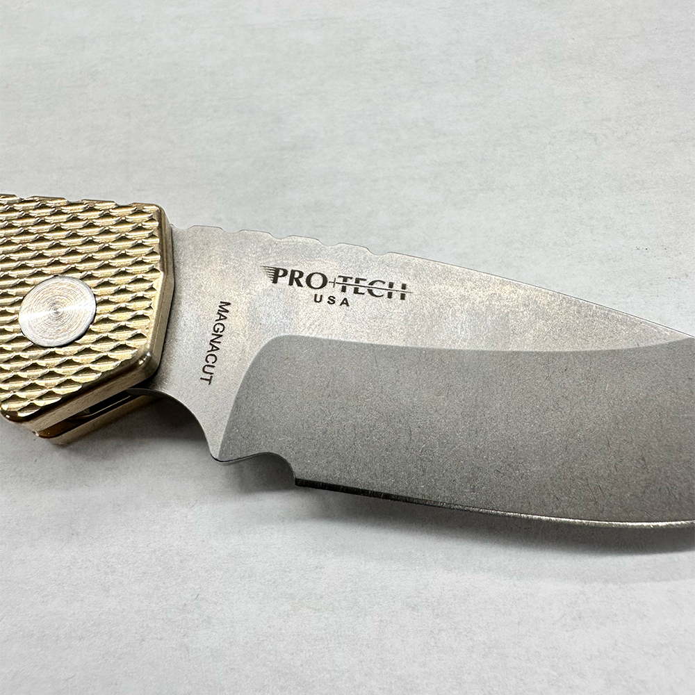 PRO-TECH STRIDER PT+ TEXTURED ALBRONZE HANDLE - MagnaCut