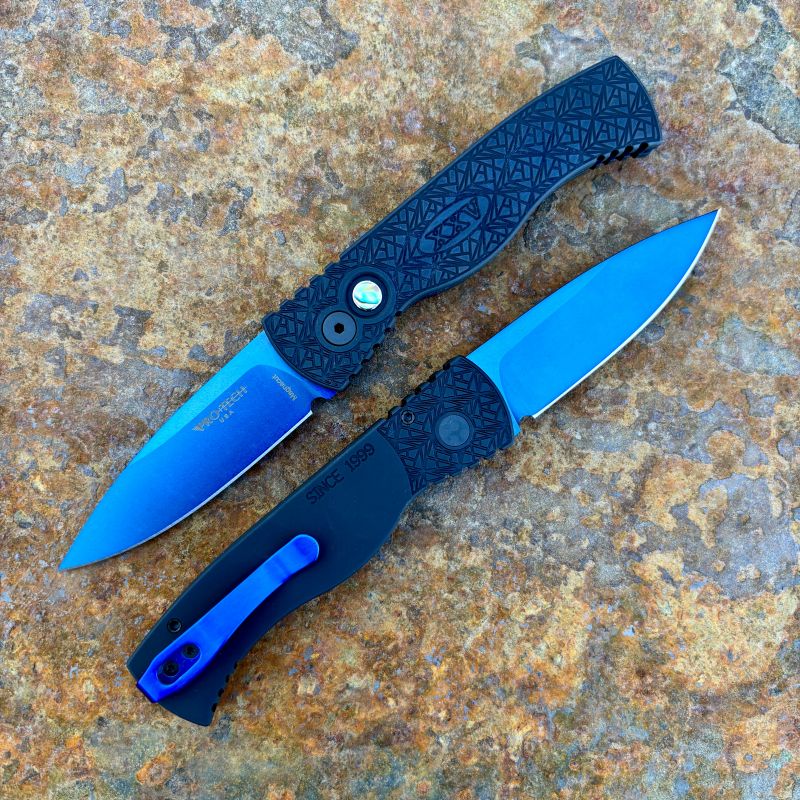 PRO-TECH Tactical Response 2 NEXUS, Textured Black Handle. Sapphire Blue Magnacut Blade