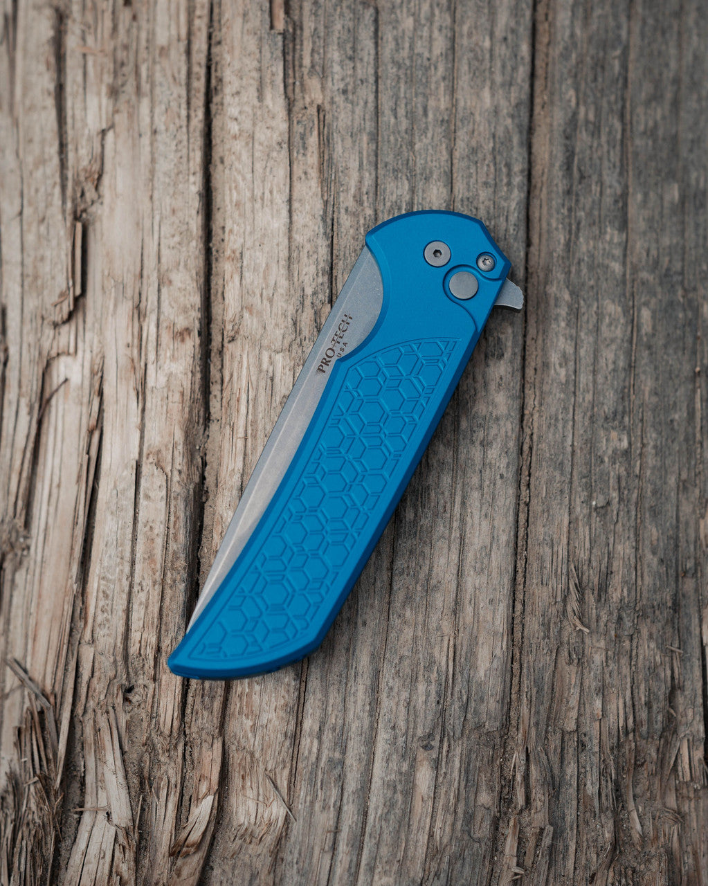 PRO-TECH MORDAX Gridlock, textured Blue Handle, Stonewash Magnacut Blade, Plain Edge