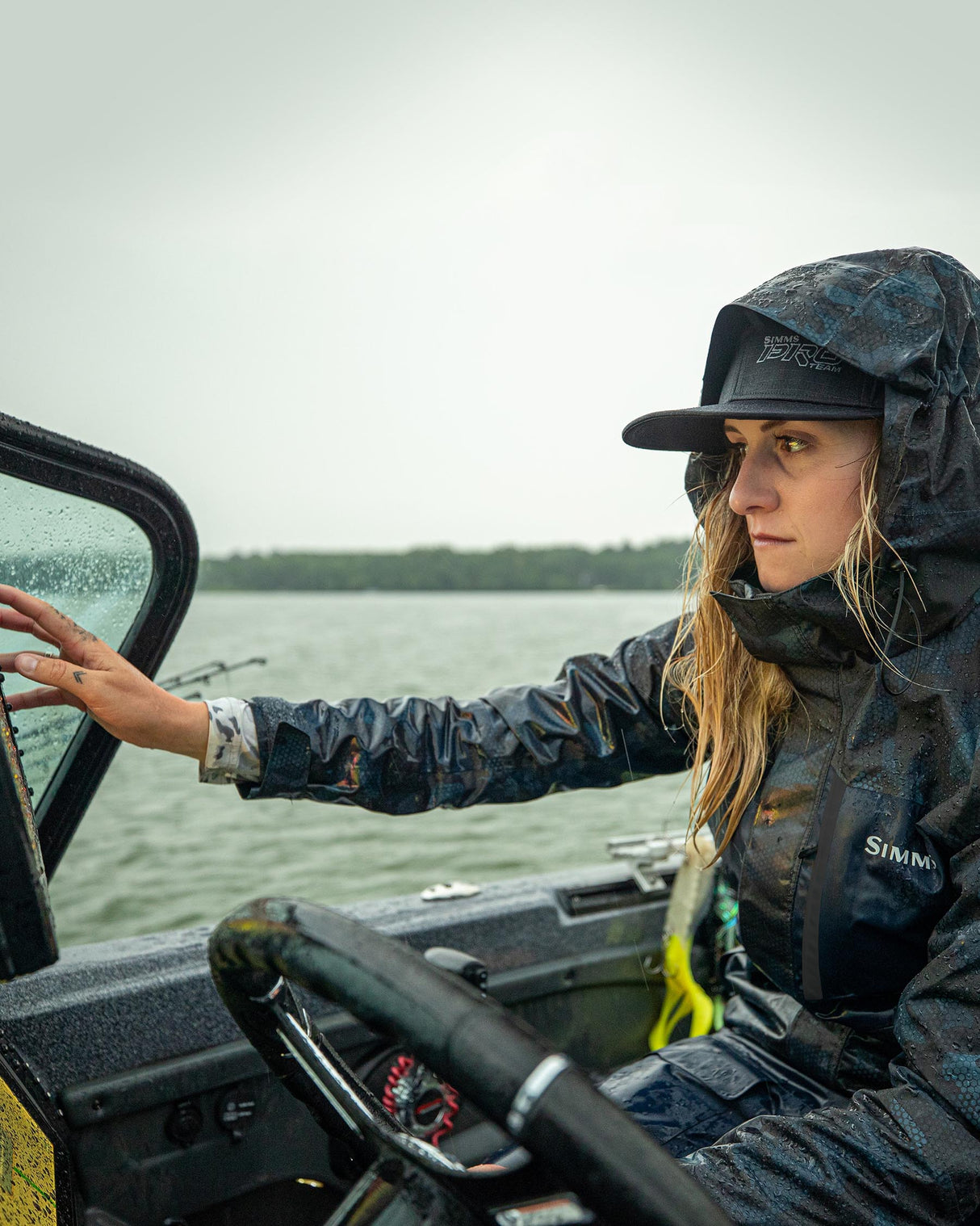 Simms Women's Challenger Jacket, Waterproof Fishing Gear