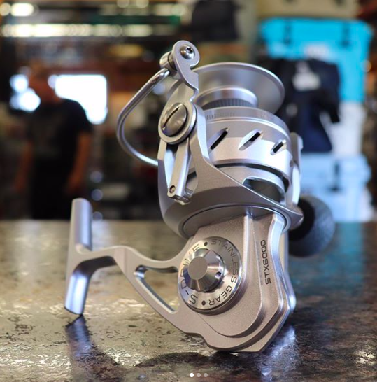 TSUNAMI SALTX 6000 SPINNING REEL